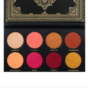 ACE Beautē Grandiose Eyeshadow Palette
